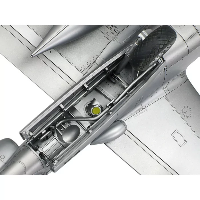 Tamiya 1/48 Lockheed P-38 J Lightning Airplane Model Kit