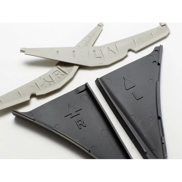 Tamiya 1/48 Grumman F-14D Tomcat Airplane Model Kit