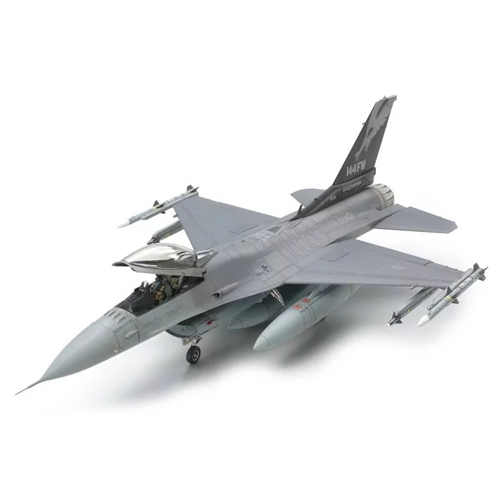 Tamiya 1/48 Lockheed F-16C Falcon Ang Airplane Model Kit