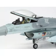 Tamiya 1/48 Lockheed F-16cj (Block 50) Airplane Model Kit