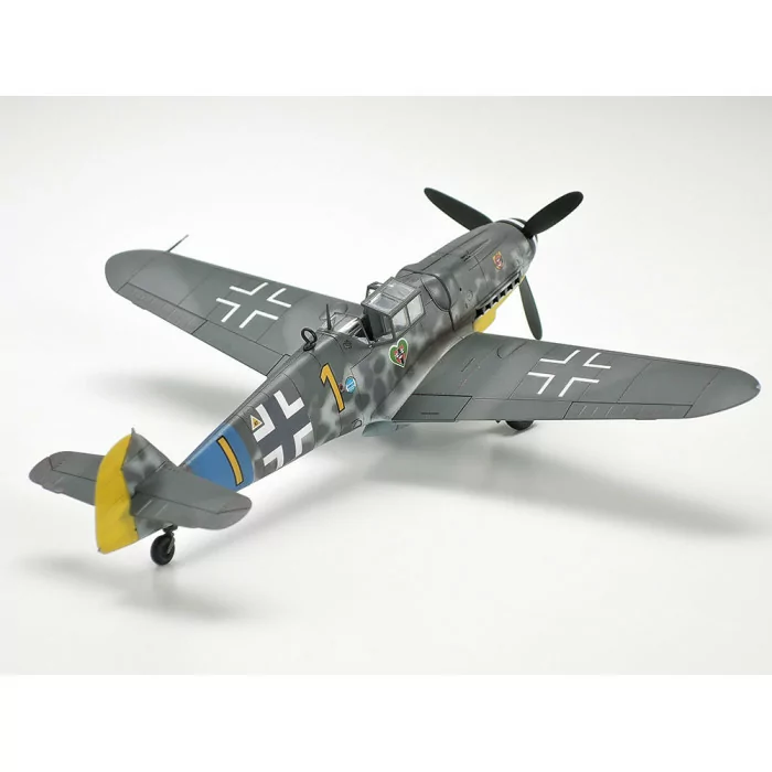 Tamiya 1/72 Messerschmitt Bf109 G-6 Airplane Model Kit