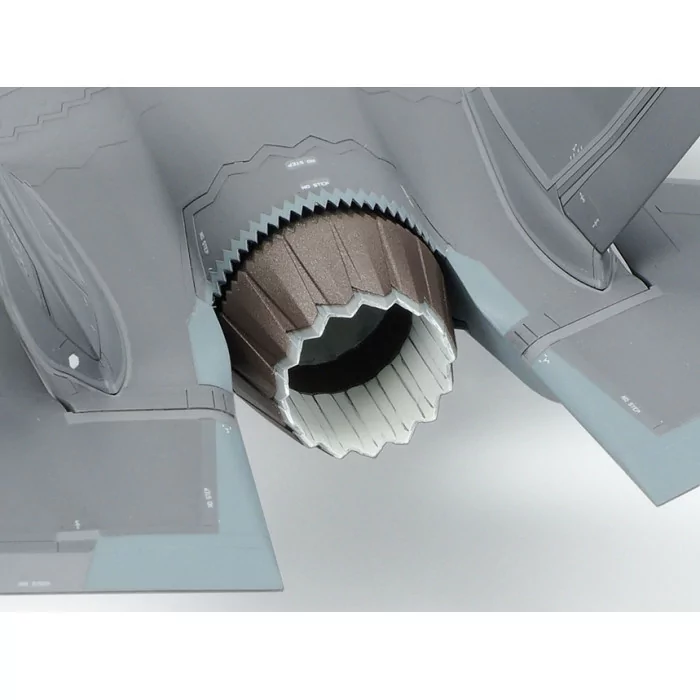 Tamiya 1/48 F-35A Lockheed Martin Lighting II Model Kit