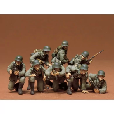 1/35 Military Figures & Infantry