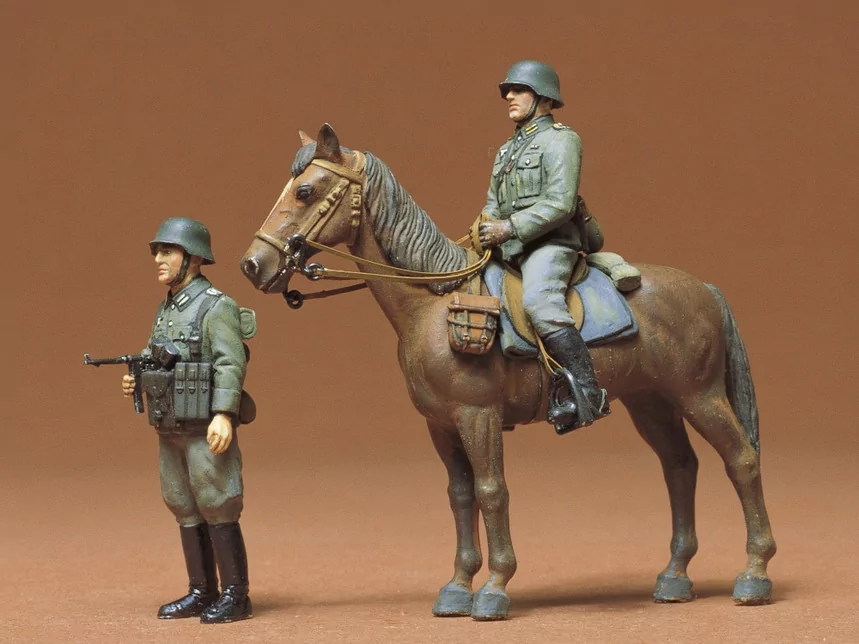 1/35 Military Figures & Infantry