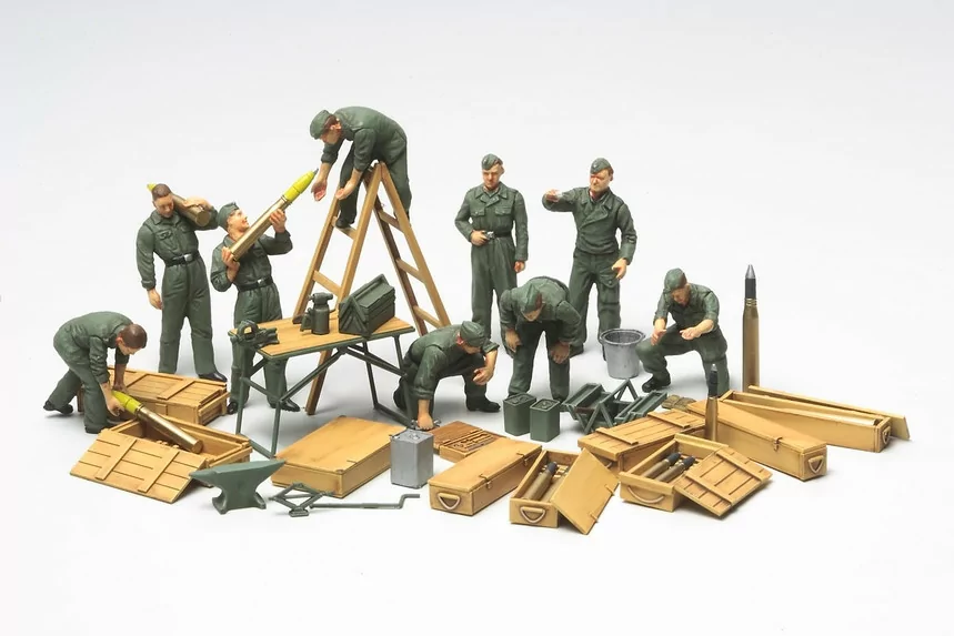 1/35 Military Figures & Infantry
