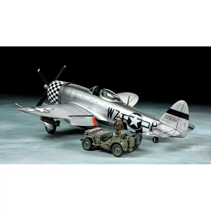 Tamiya 1/48 P47D Thunderbolt Bubbletop & 1/4t 4X4 Light Vehicle Model Kit